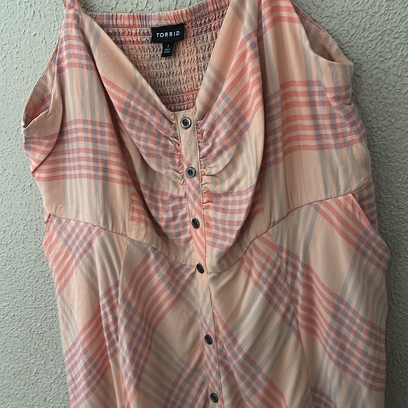 Torrid Womens Plus Plaid Challis Button Front Midi Dress, Pink Peach, Size 1/1X - Picture 3 of 9